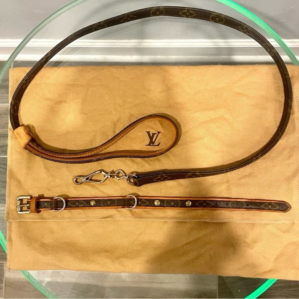 🎉Host Pick🎉 LOUIS VUITTON LV Monogram Dog Leash and Dog Collar SET Tan/Brown